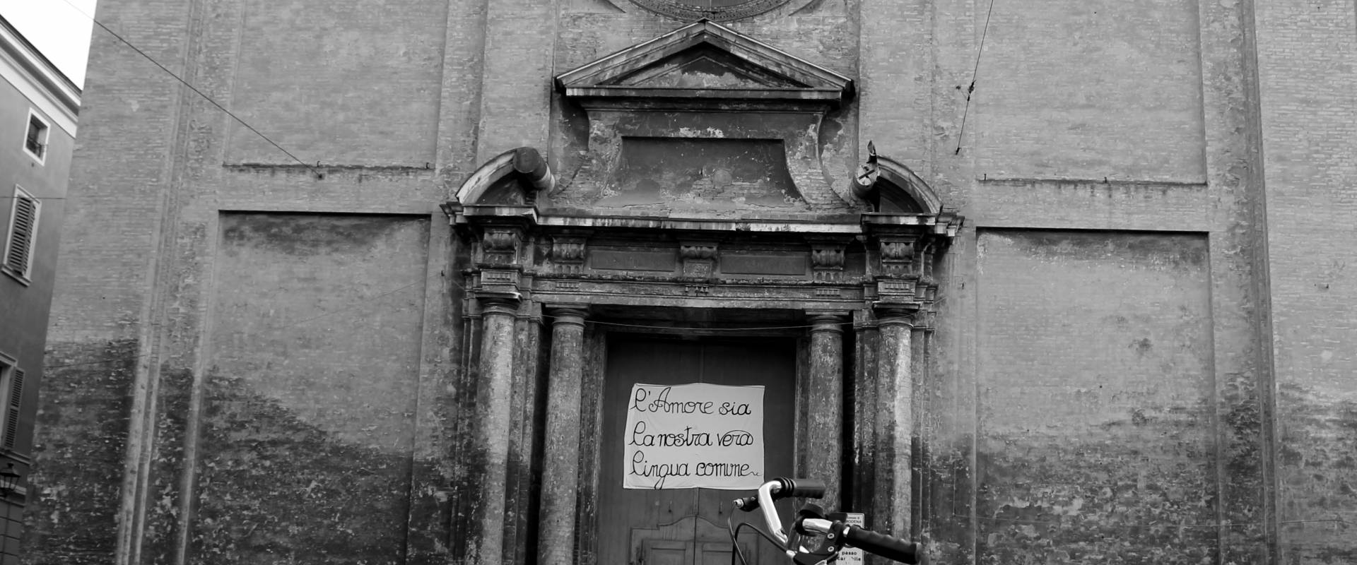 Facciata di Sant'Agostino bianco e nero photo by BeaDominianni